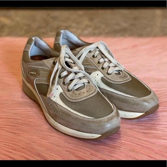 Ecco Other - ECCO Leather & Mesh Sneakers Size 44